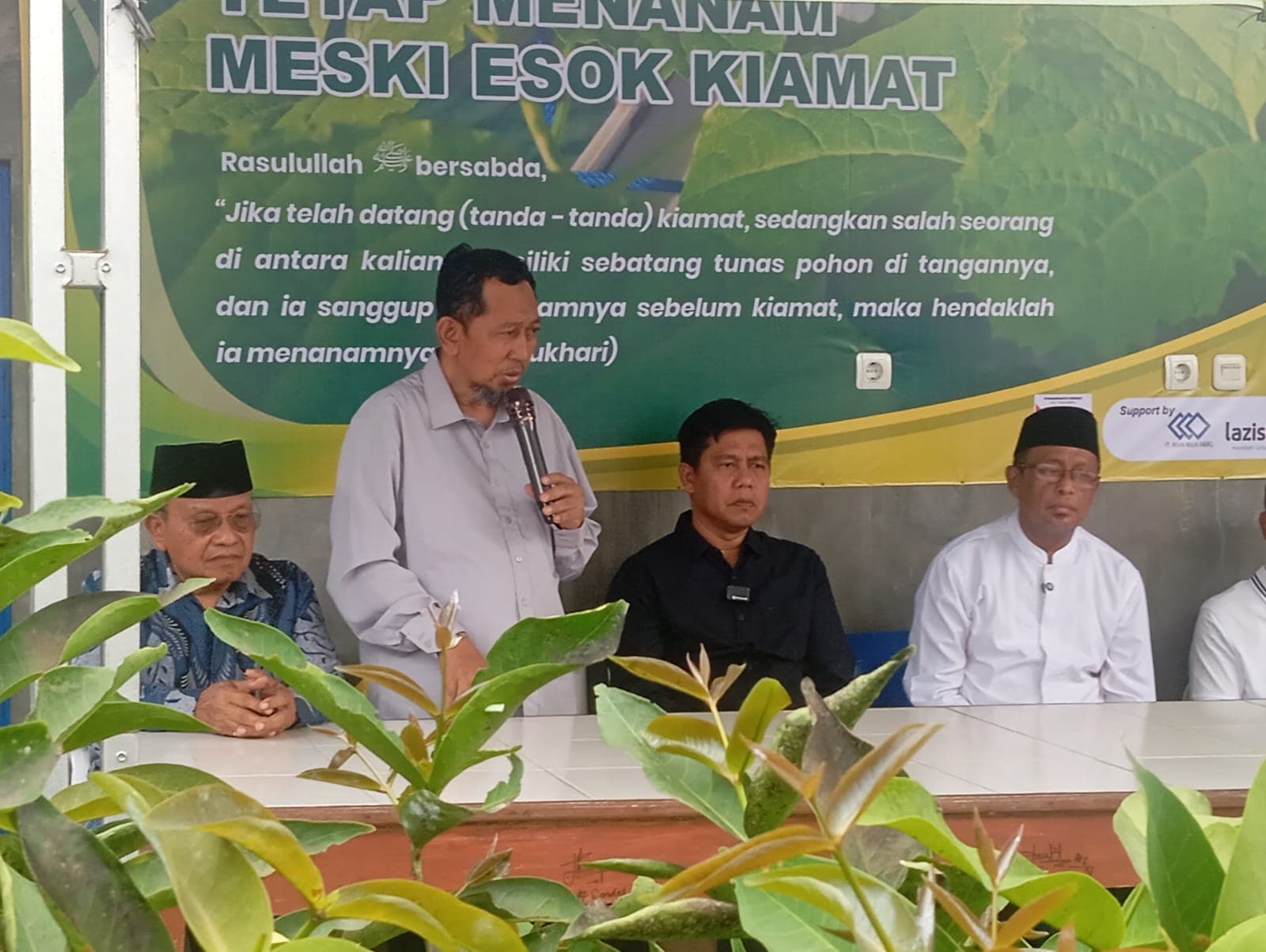 Eduwisata Panen Melon “Sweet Harmony”, Sensasi Petik Melon Premium Langsung dari Pohonnya